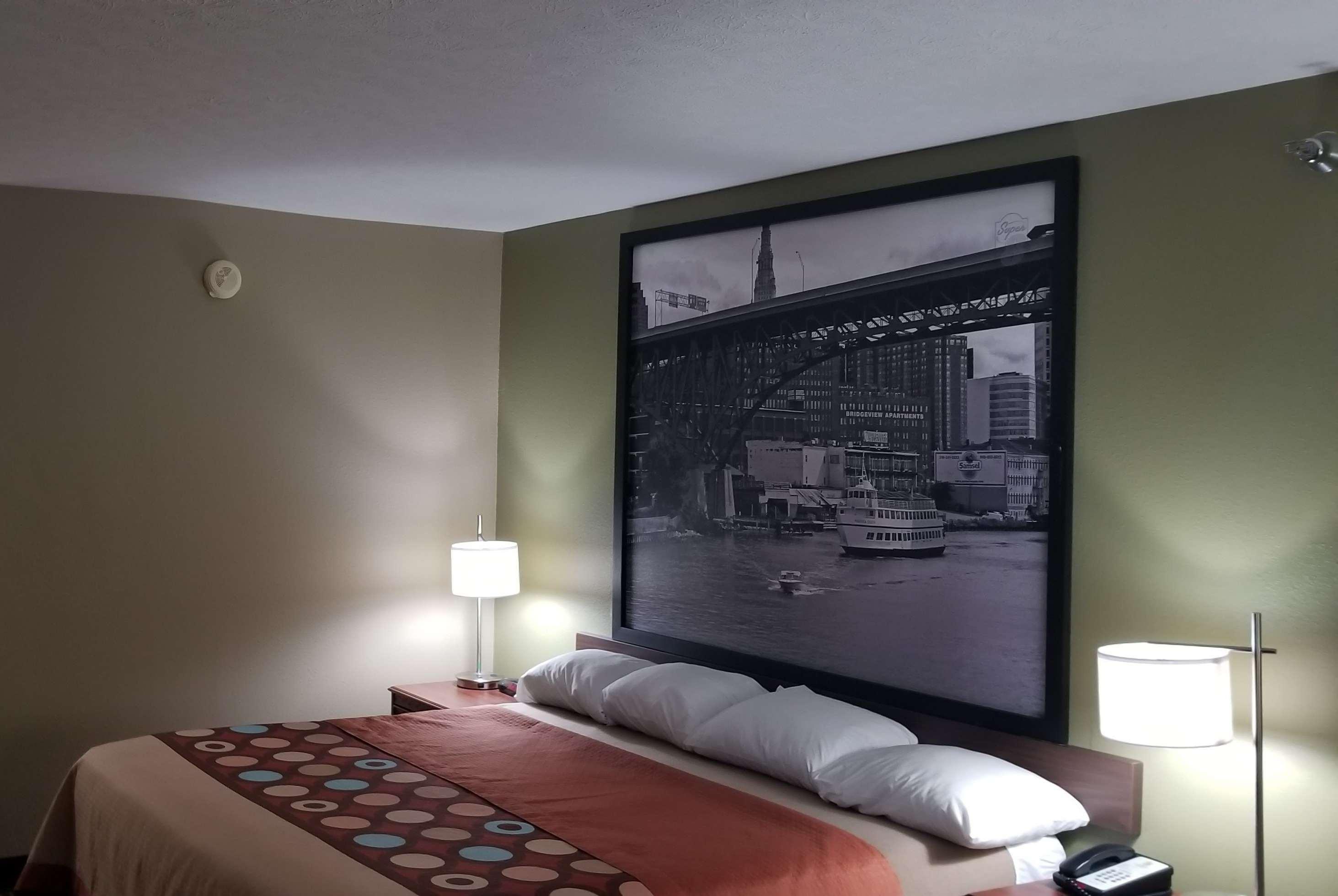 Super 8 By Wyndham Bellefontaine Hotel Exterior foto